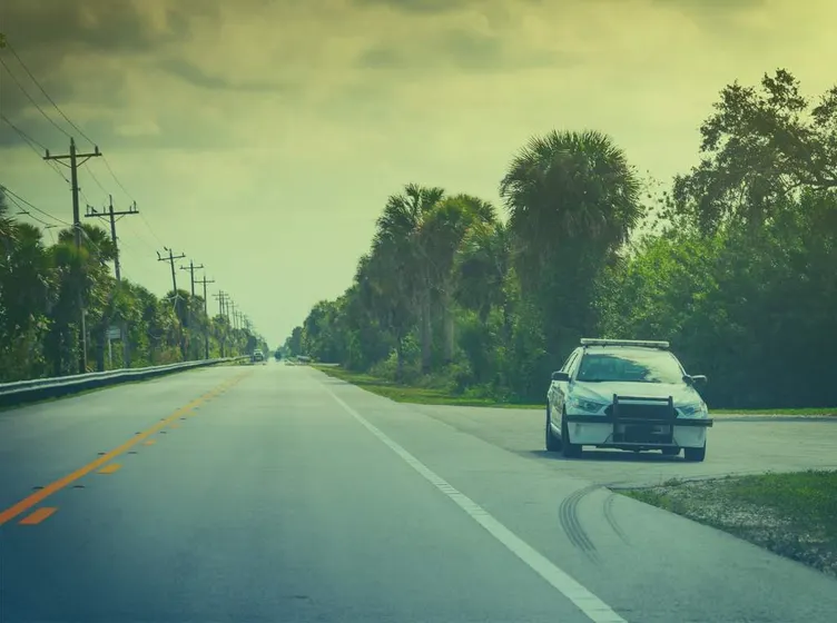 Politie langs de weg in Florida